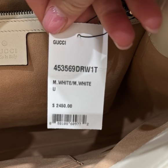 Gucci White and Gold Chevron Shoulder Bag - Picture 10 of 14